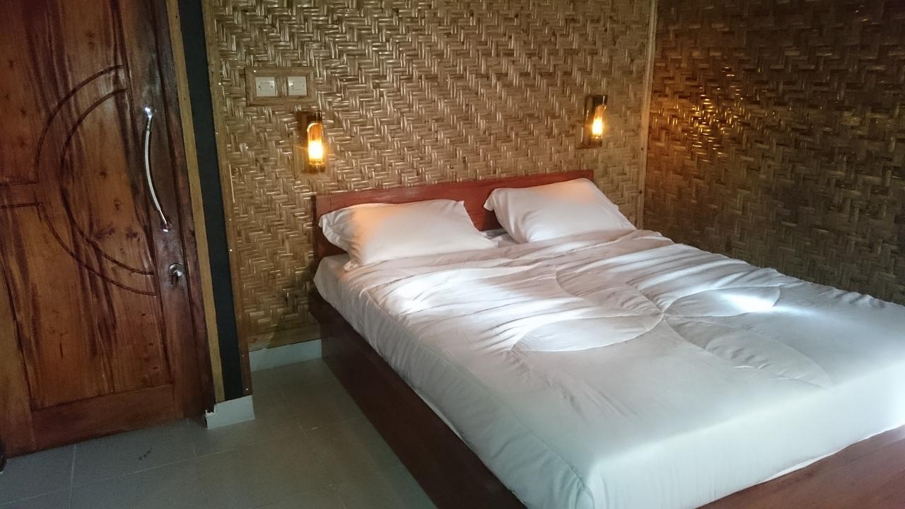 Aryasuta Bungalow Tetebatu Exterior foto