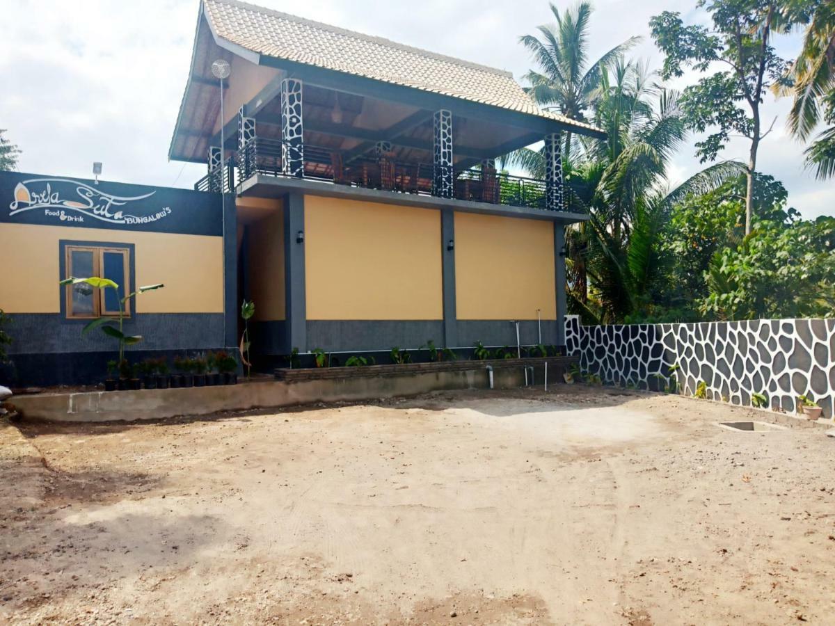 Aryasuta Bungalow Tetebatu Exterior foto